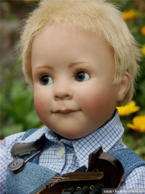 Розмари Мюллер и ее куклы-дети