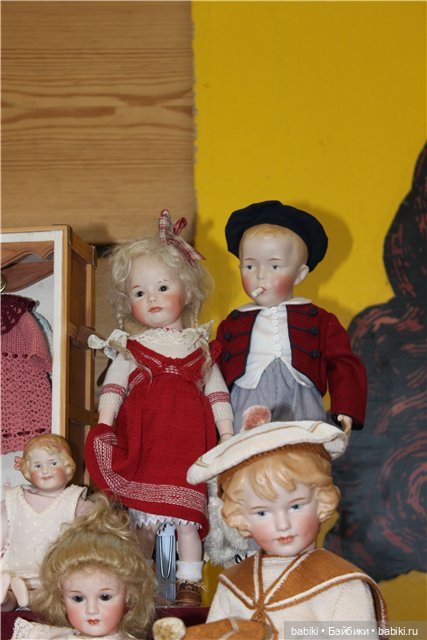 Антикварные куклы и репродукции на выставке кукол в немецком Neustadt 2011 (фото 7)