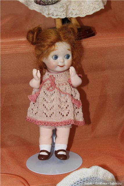 Антикварные куклы и репродукции на выставке кукол в немецком Neustadt 2011