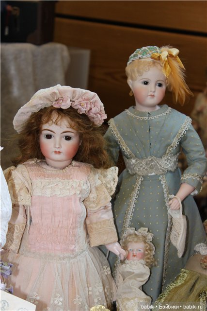 Антикварные куклы и репродукции на выставке кукол в немецком Neustadt 2011 (фото 6)