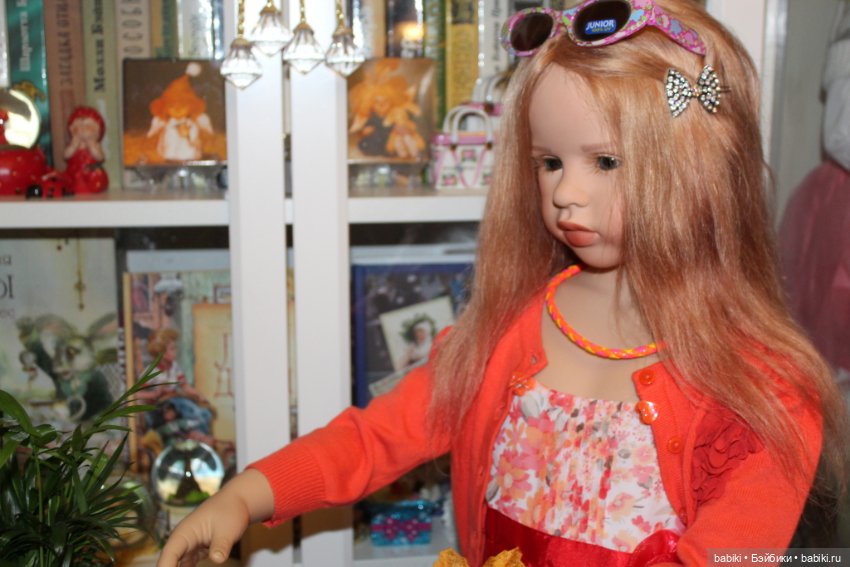 Осенняя фотосессия с цветами - Мари Элеин и Алиса (фото 10)