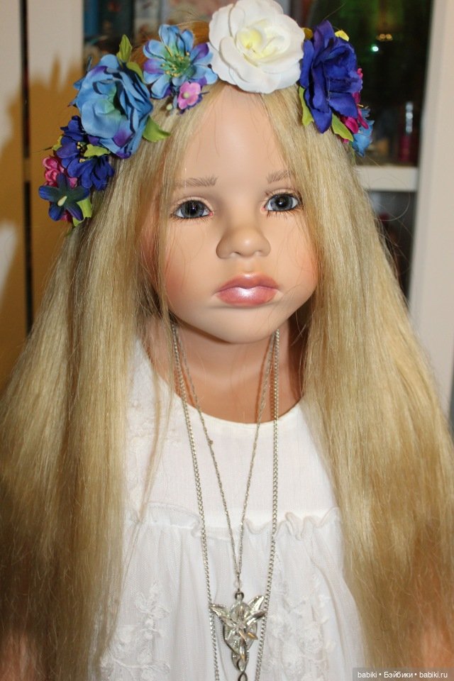 Осенняя фотосессия с цветами - Мари Элеин и Алиса (фото 2)