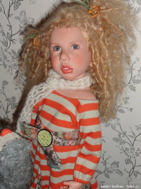 Белокурая кудряшка Corinne из коллекции Zwergnase 2012. Коллекционная кукла (фото 4)
