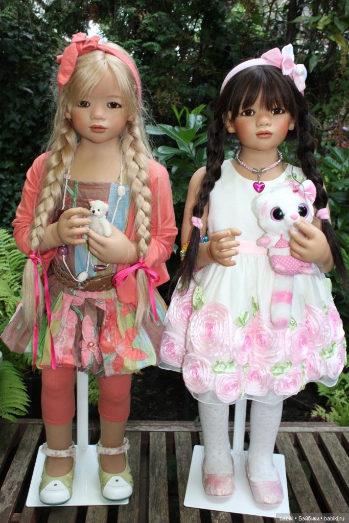 Близняшки Анна Лу, блондиночка и брюнеточка. ОПРОСНИК