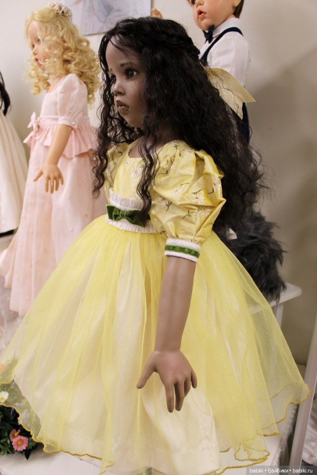 Показ кукол из последней коллекции Hildegard Gunzel. Опросник