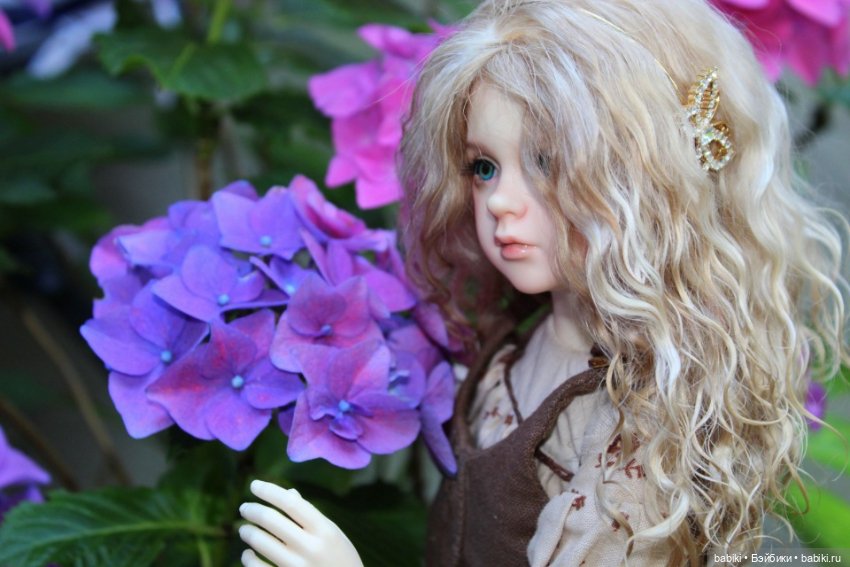 Аделина в саду с Гортензиями. (Dollshe Rosa) (фото 3)