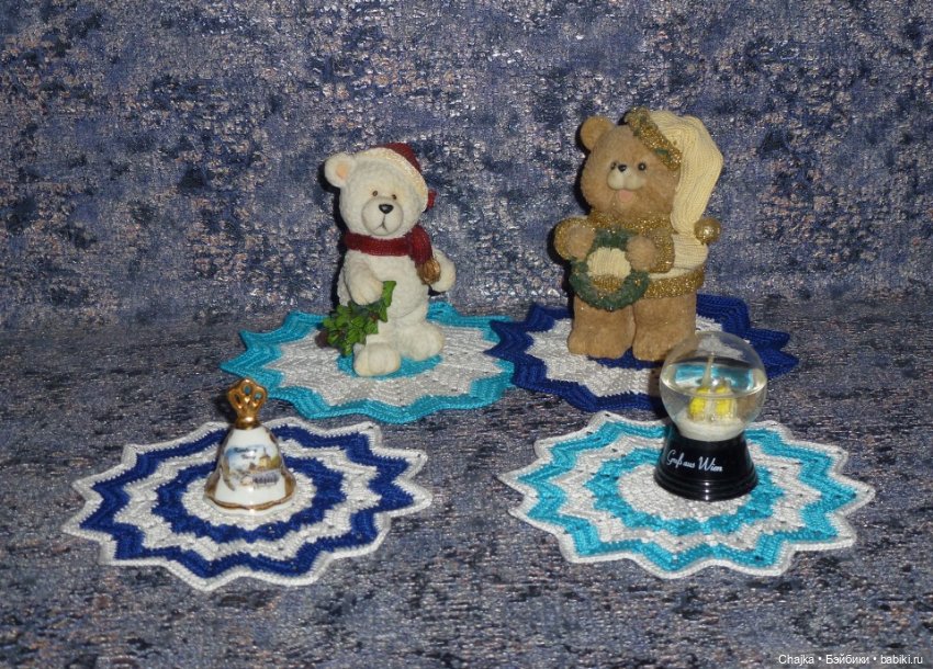 "К Новому Году" - набор из 5 вязаных салфеток (фото 3)