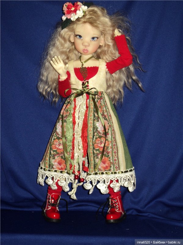 Продолжаем наш показ. Наряд №2