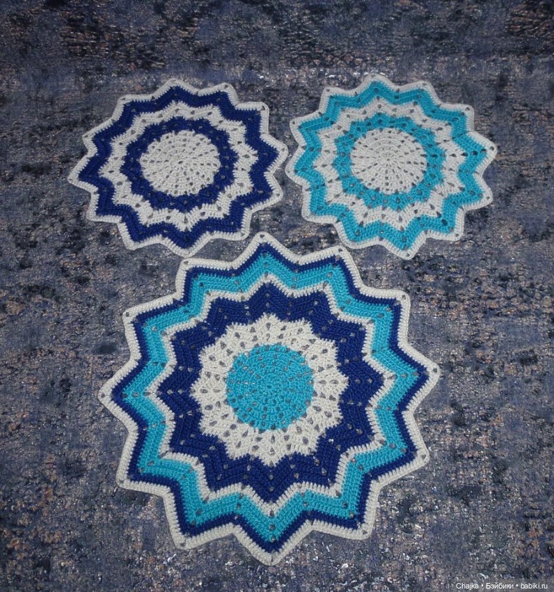 "К Новому Году" - набор из 5 вязаных салфеток (фото 6)