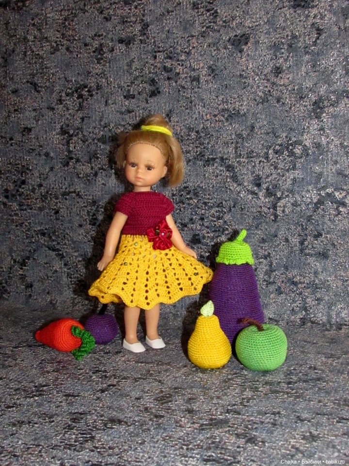 Авторское вязаное платье на кукол Паола Рейна мини - 21 см (Paola Reina mini - 21 cm) (фото 5)