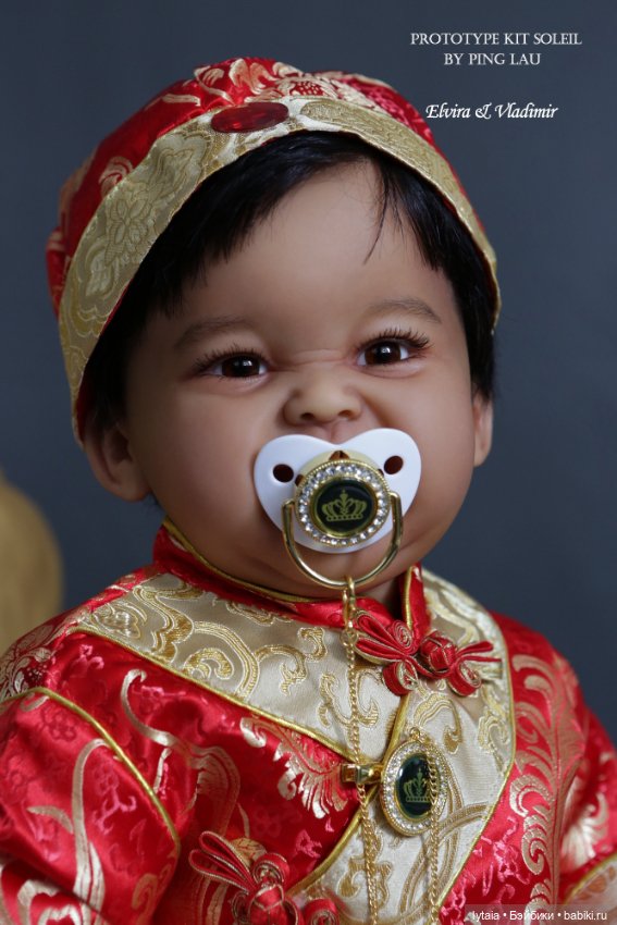 Солейл, скульптор Пинг Лау