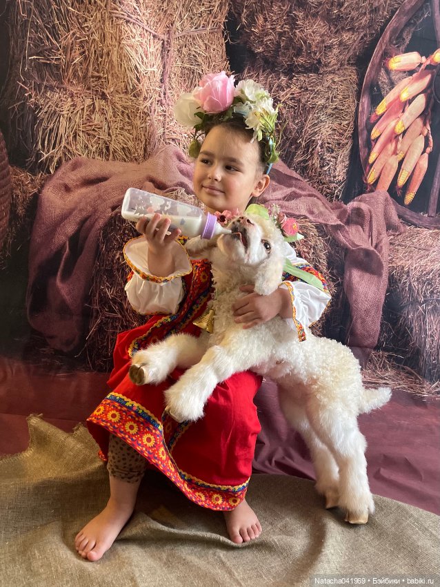 Дорогие мои друзья! Давайте знакомится вновь. Работы Наташи Бабенко