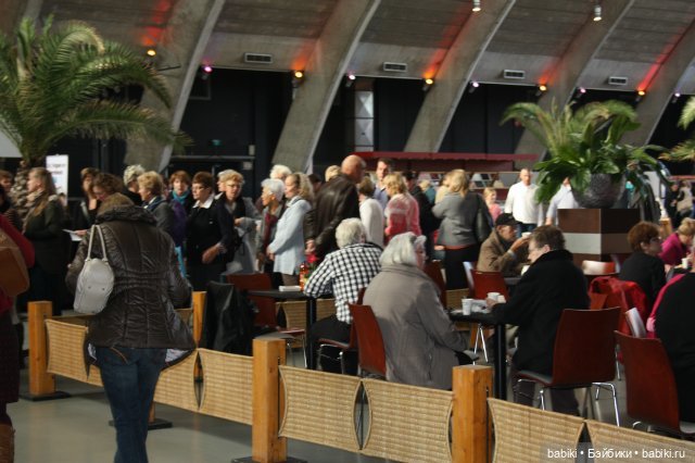 Международная выставка кукол и мишек Тедди в 's-Hertogenbosch в Нидерландах 2012