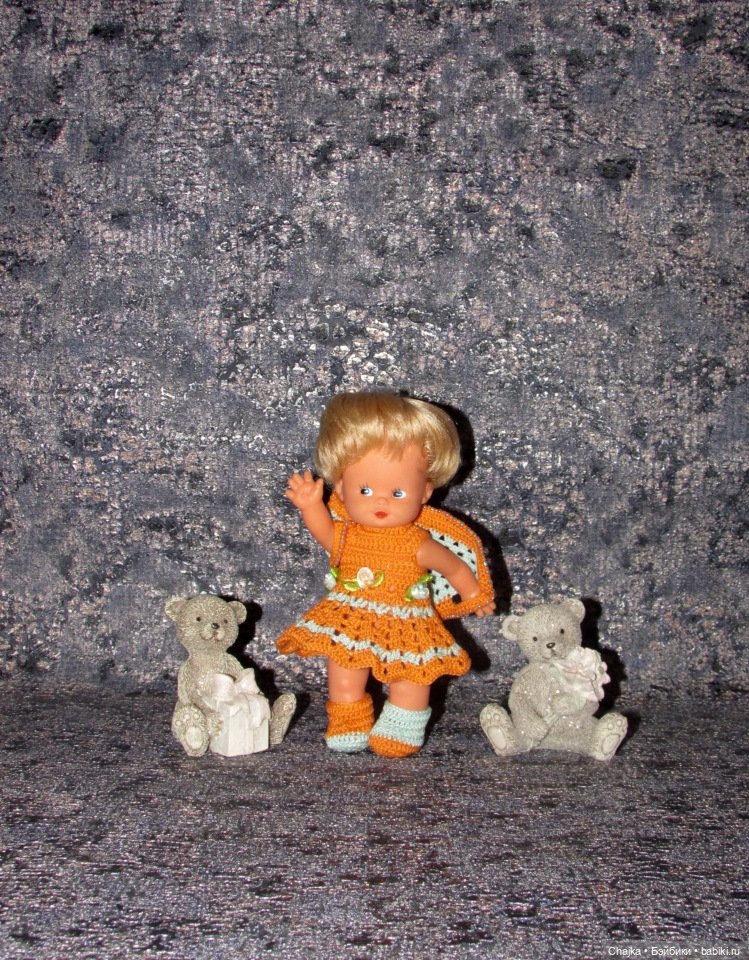 Вязаный наряд "Suzette and Brad" на кукол косолапок и кисс ми - 17 см и 18 см (фото 5)