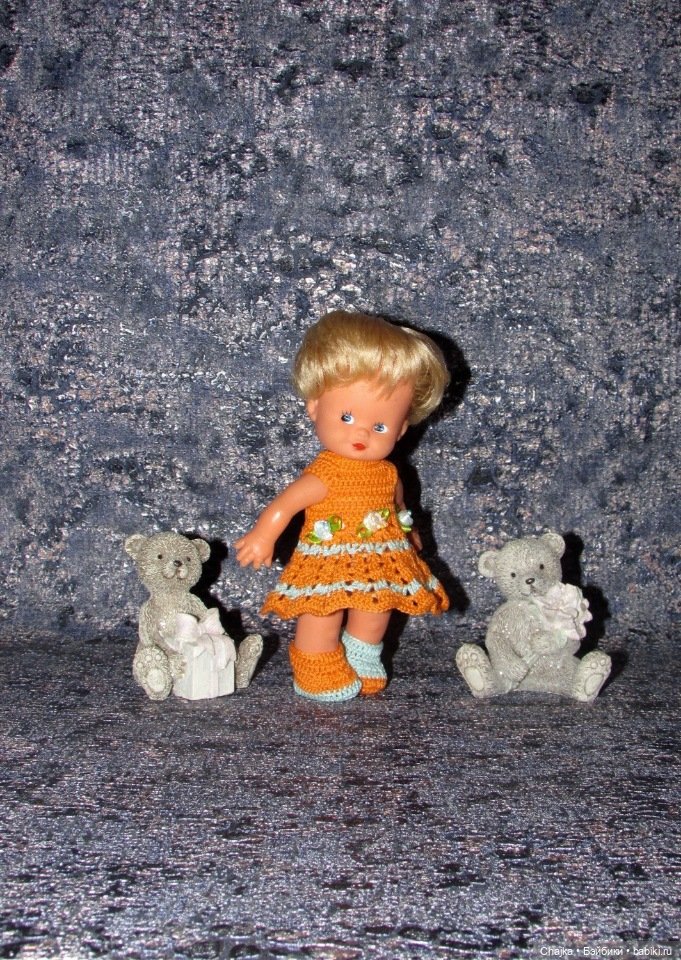 Вязаный наряд "Suzette and Brad" на кукол косолапок и кисс ми - 17 см и 18 см (фото 8)