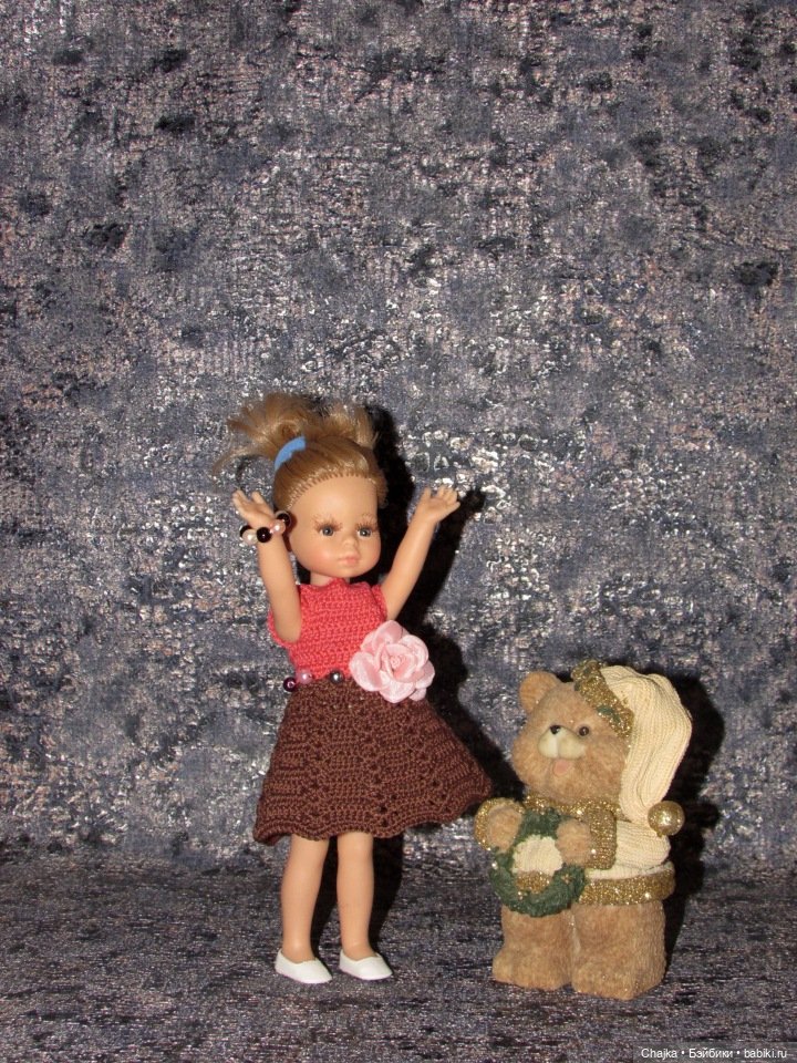 Авторское вязаное платье на кукол Паола Рейна мини - 21 см (Paola Reina mini - 21 cm) (фото 3)