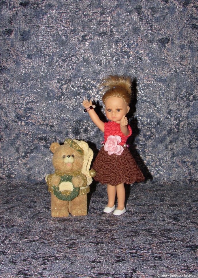 Авторское вязаное платье на кукол Паола Рейна мини - 21 см (Paola Reina mini - 21 cm) (фото 4)
