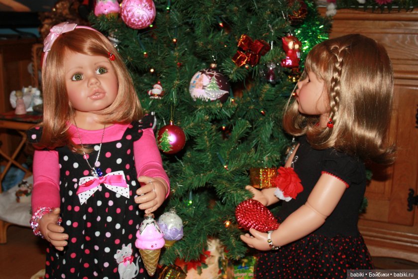 С наступающим Новым 2014 годом поздравления от моих кукол из коллекции Masterpiece