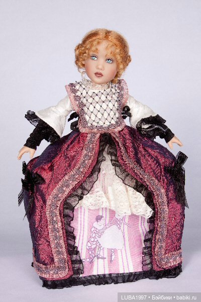 Оливия автор Хелен Киш..... сколько нас