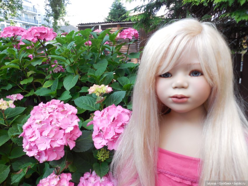 Восхитительная блондинка Sini от Annette Himstedt