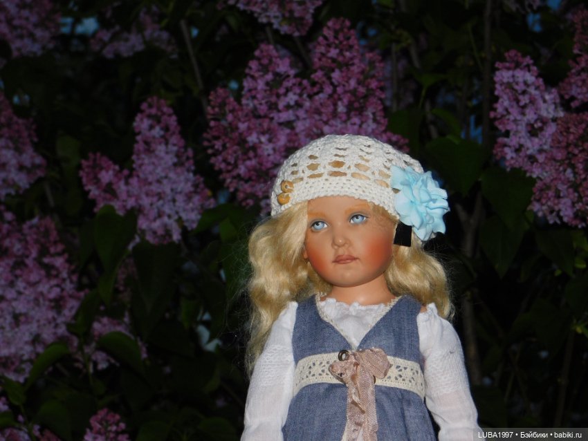 А мы вышли погулять и наряды показать