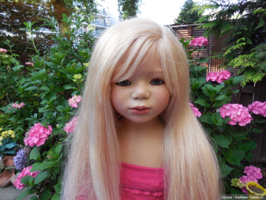 Восхитительная блондинка Sini от Annette Himstedt