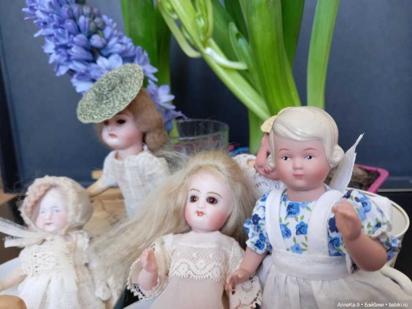 Суфражистки на прогулке — Антикварные куклы Mignonette (Миньонетта): карманные (фото 8)