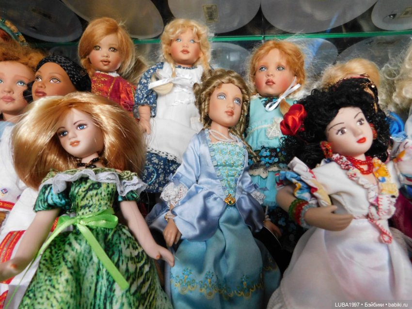 Просто так. Мои любимые полочки