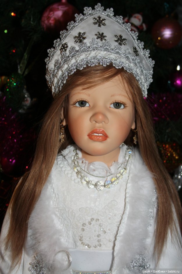 Снегурочка и Паула под елочкой! Куклы Софьи и Генри Заверужински (фото 3)