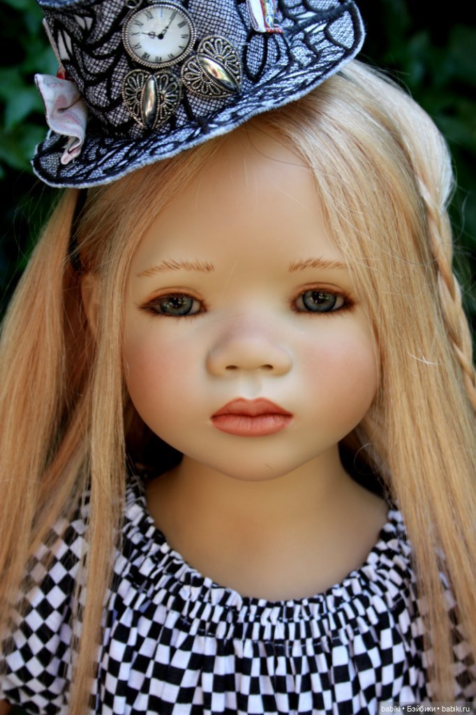 По мотивам Алисы в Стране Чудес. Лилит Annette Himstedt в образе Алисы (фото 6)