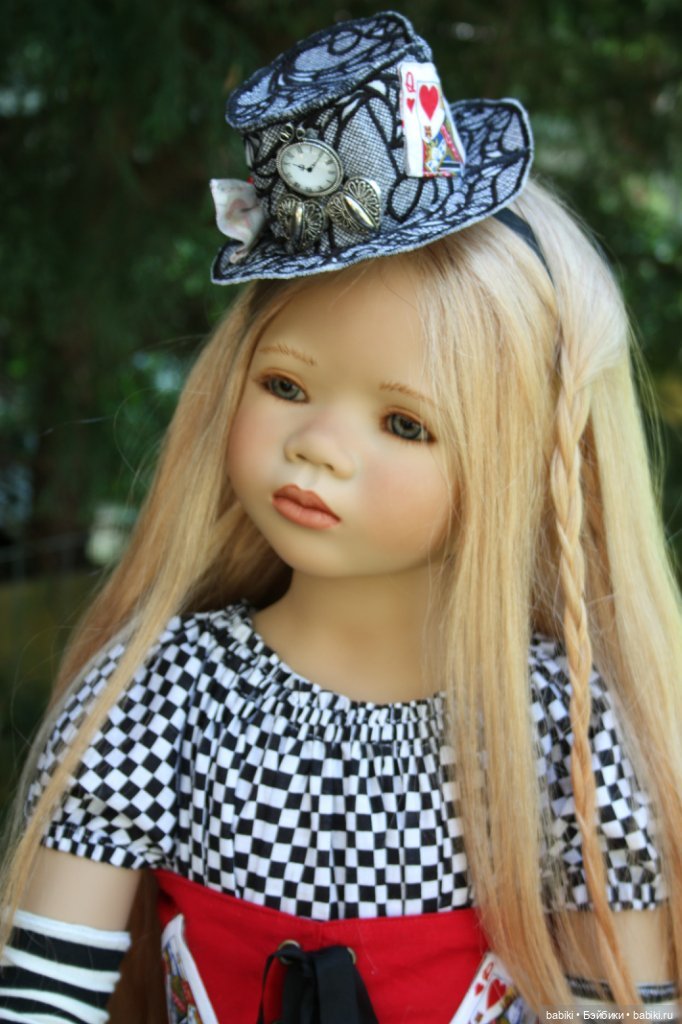 По мотивам Алисы в Стране Чудес. Лилит Annette Himstedt в образе Алисы (фото 10)