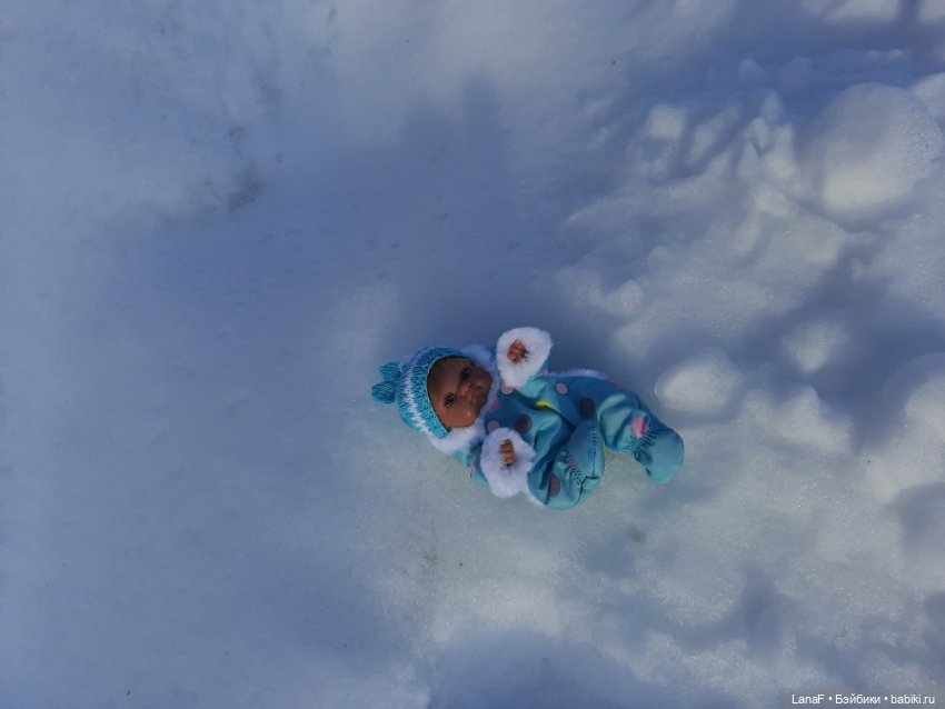 С праздником Весны! С 8 марта, красотки!!!(поздравляет еще Эля-пепита от Антонио Хуан)