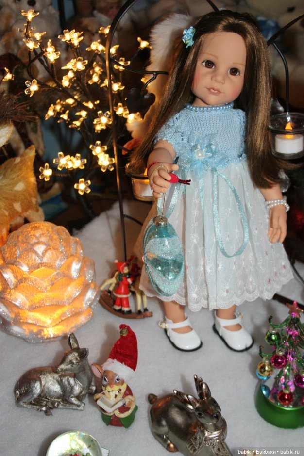 Новогодние поздравления от кукол Готц