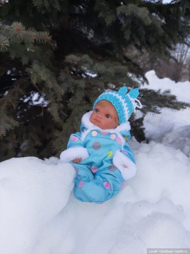 С праздником Весны! С 8 марта, красотки!!!(поздравляет еще Эля-пепита от Антонио Хуан)