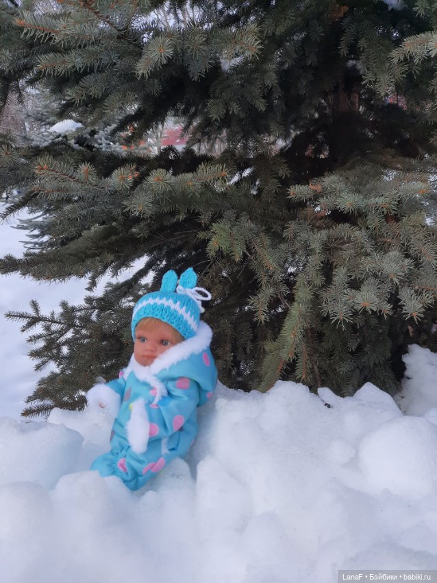 С праздником Весны! С 8 марта, красотки!!!(поздравляет еще Эля-пепита от Антонио Хуан)