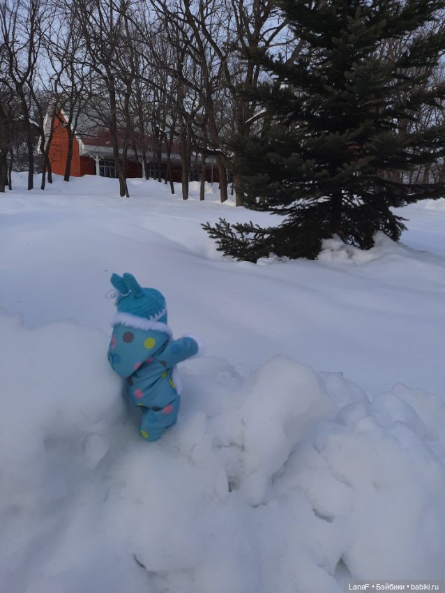 С праздником Весны! С 8 марта, красотки!!!(поздравляет еще Эля-пепита от Антонио Хуан)