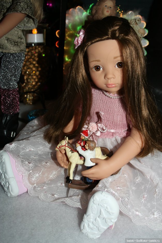 Новогодние поздравления от кукол Готц