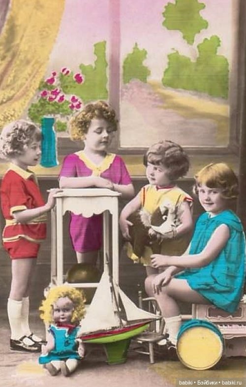 Старый фотоальбом. Девочки и куклы - продолжение