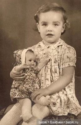 Старый фотоальбом. Девочки и куклы - продолжение