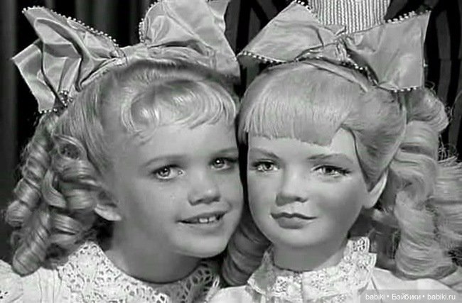 Старый фотоальбом. Девочки и куклы - продолжение