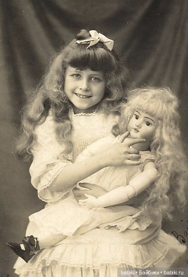 Старый фотоальбом. Девочки и куклы - продолжение (фото 3)