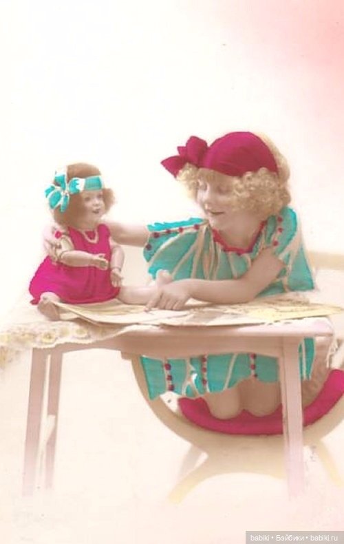 Старый фотоальбом. Девочки и куклы - продолжение