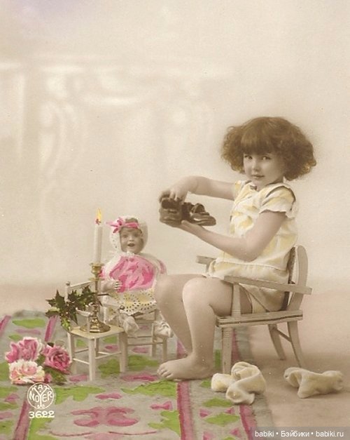 Старый фотоальбом. Девочки и куклы - продолжение