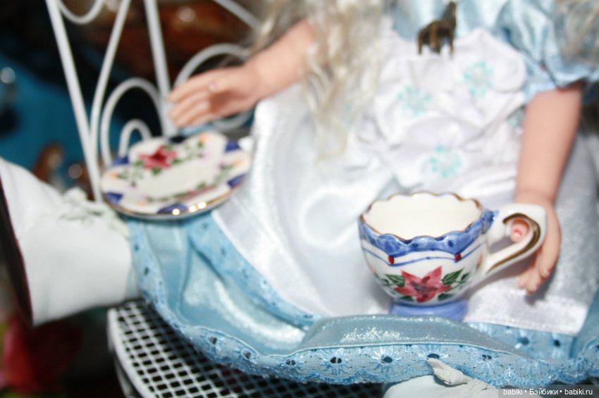 Приключения Алисы в Стране Чудес. Иллюстрации Японского художника и моя кукла Алиса ООАК от Паола Реина (фото 3)