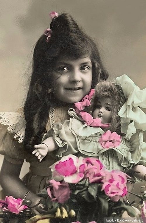 Старый фотоальбом. Девочки и куклы - продолжение (фото 10)