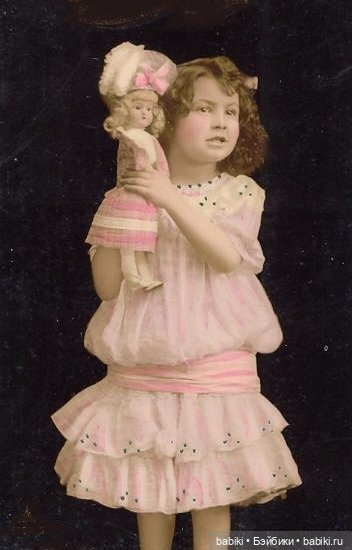 Старый фотоальбом. Девочки и куклы (фото 3)