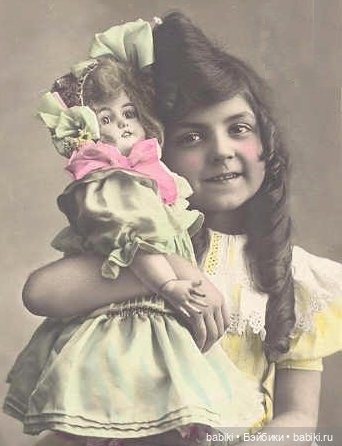 Старый фотоальбом. Девочки и куклы - продолжение