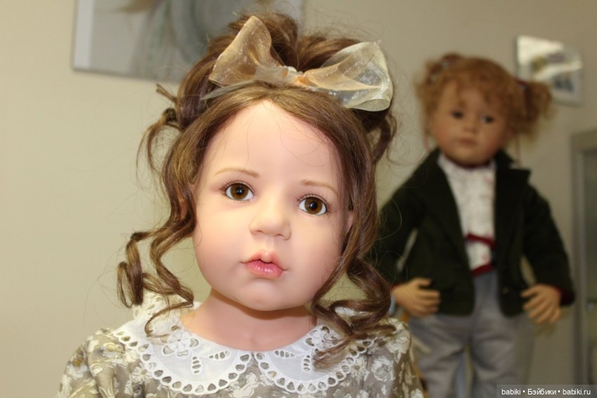 Пасхальная встреча в магазине кукол Гюнзел 2017. Фарфор в воске, WOP