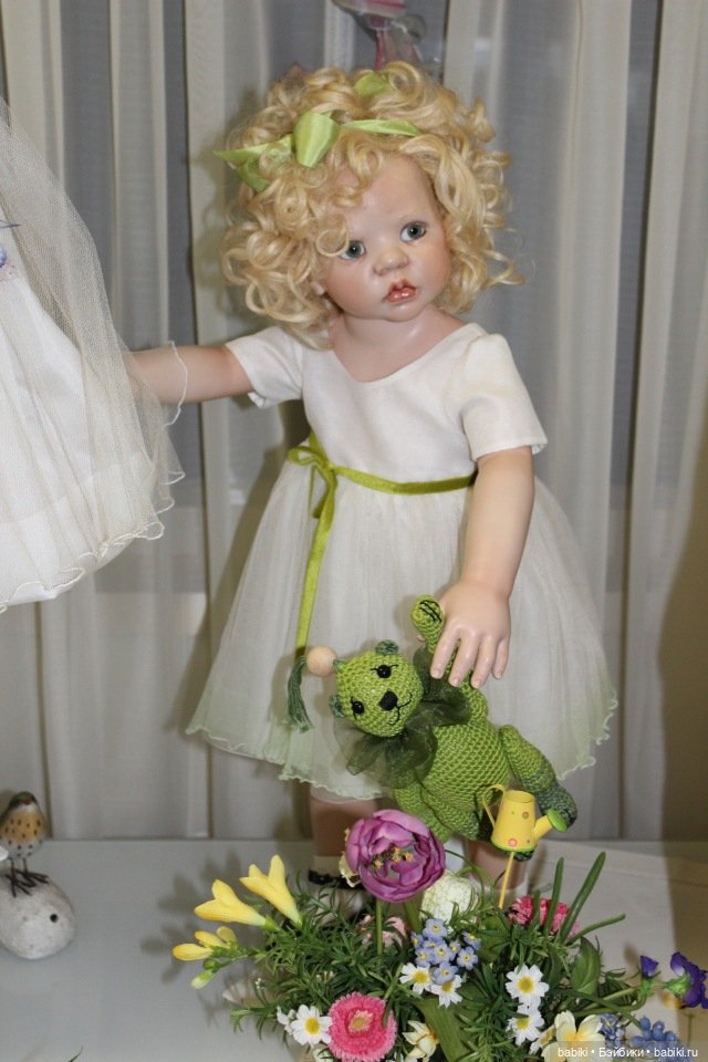 Пасхальная встреча в магазине кукол Гюнзел 2017. Фарфор в воске, WOP (фото 5)