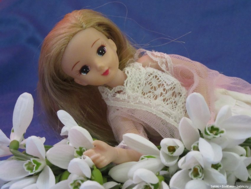 Лучший подарок весной - подснежники